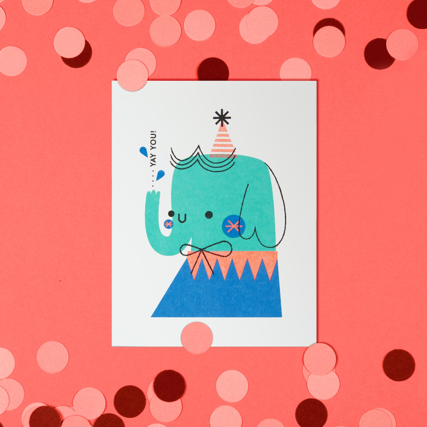 Illustration of a cute elephant with a party hat on a pink background with confetti